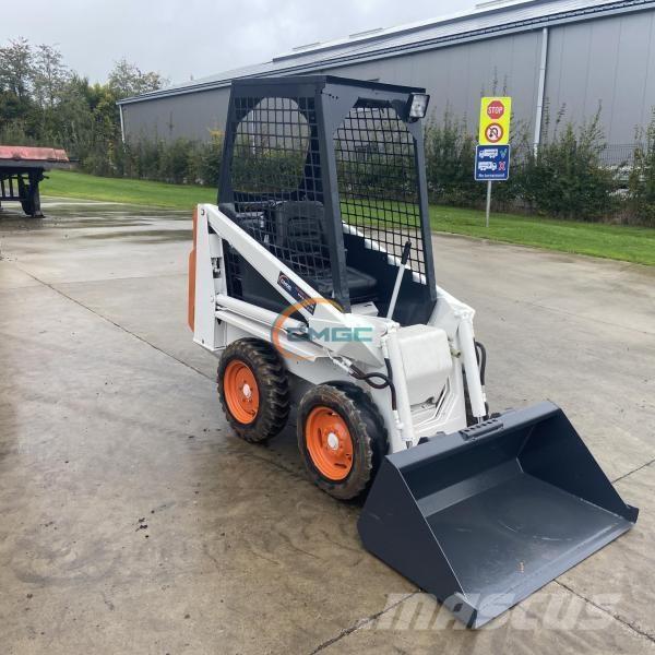 Bobcat 310 Колесни товарачи
