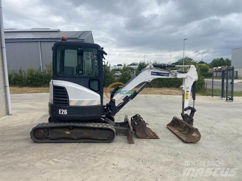 Bobcat E 26 Колесни екскаватори