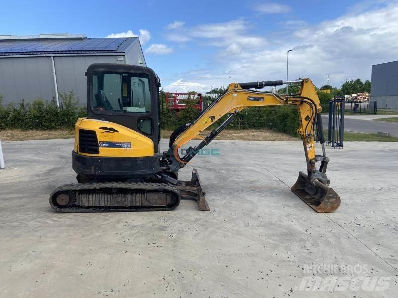 Bobcat E 35 Колесни екскаватори