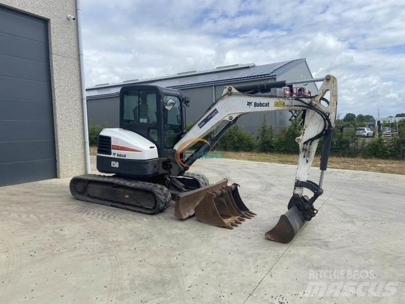 Bobcat E 50 Колесни екскаватори