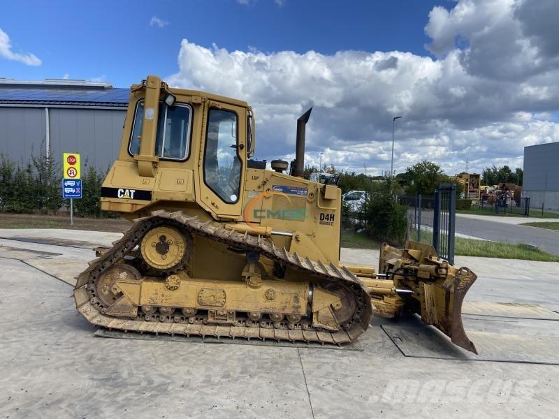 CAT D4H Верижни булдозери
