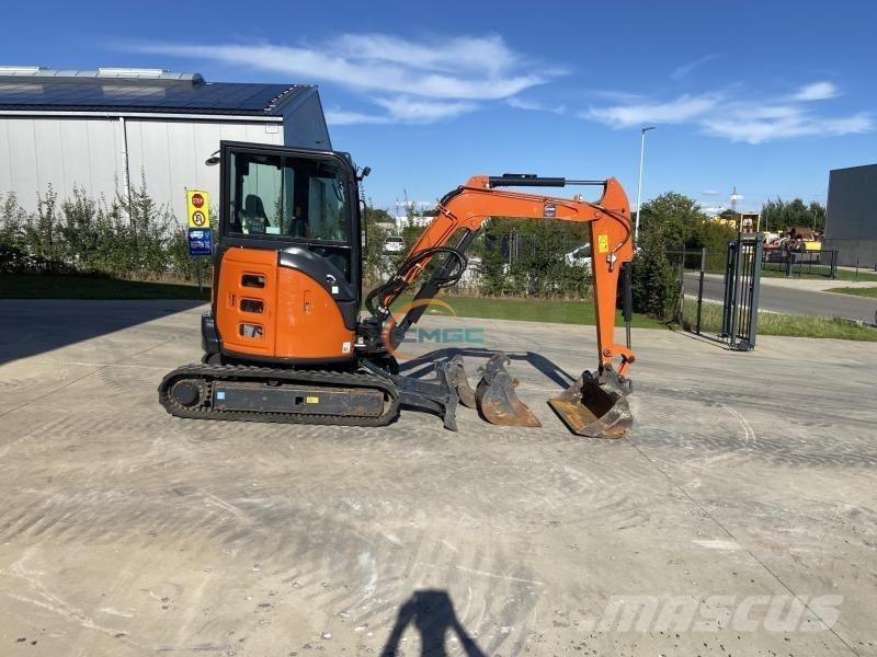 Hitachi ZX336 Колесни екскаватори