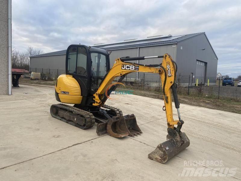 JCB 802 Колесни екскаватори
