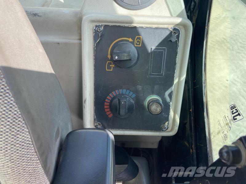 JCB JS145W Колесни екскаватори