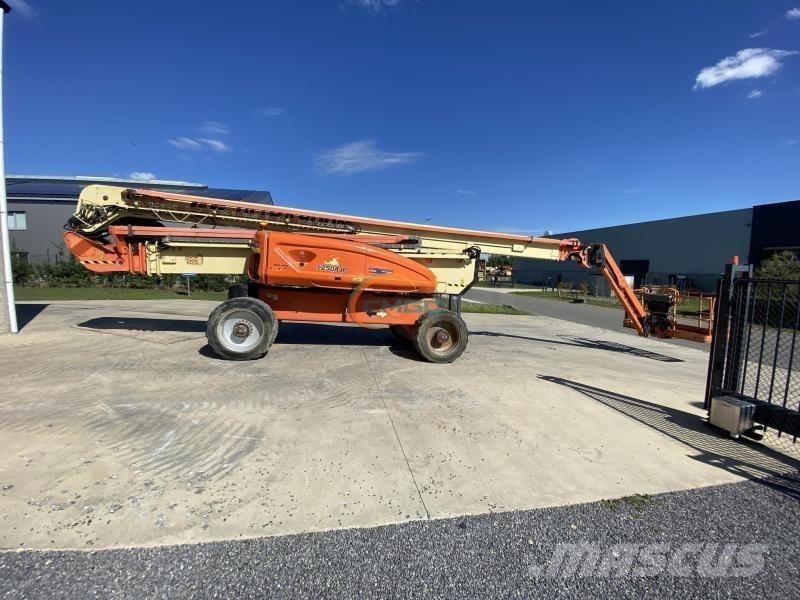 JLG 1250AJP Съчленени стрелови подемници