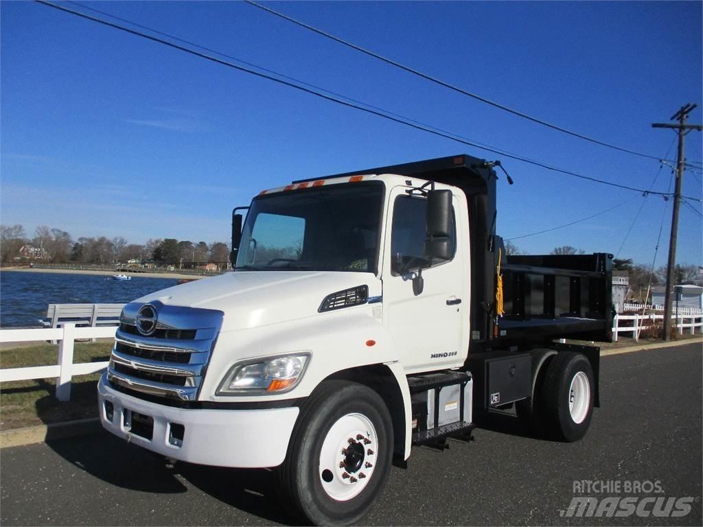 Hino 268 Самосвал