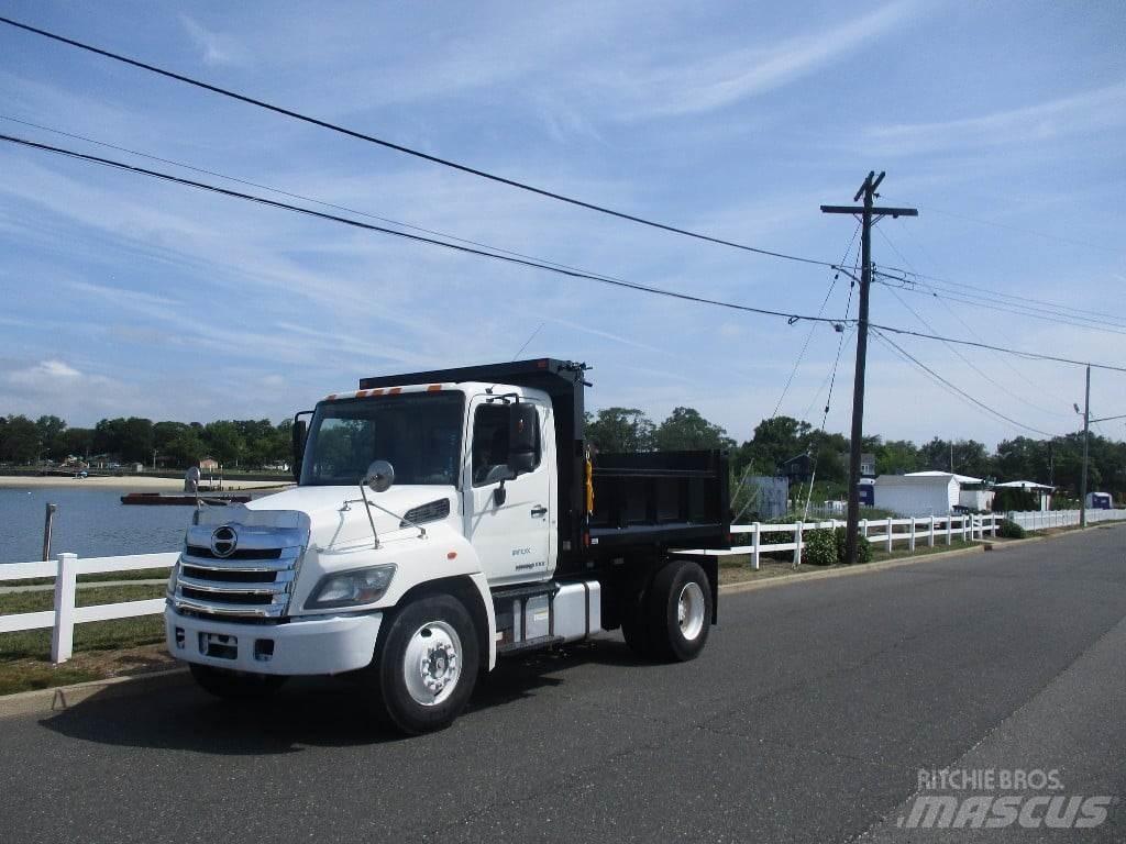 Hino 338 Самосвал