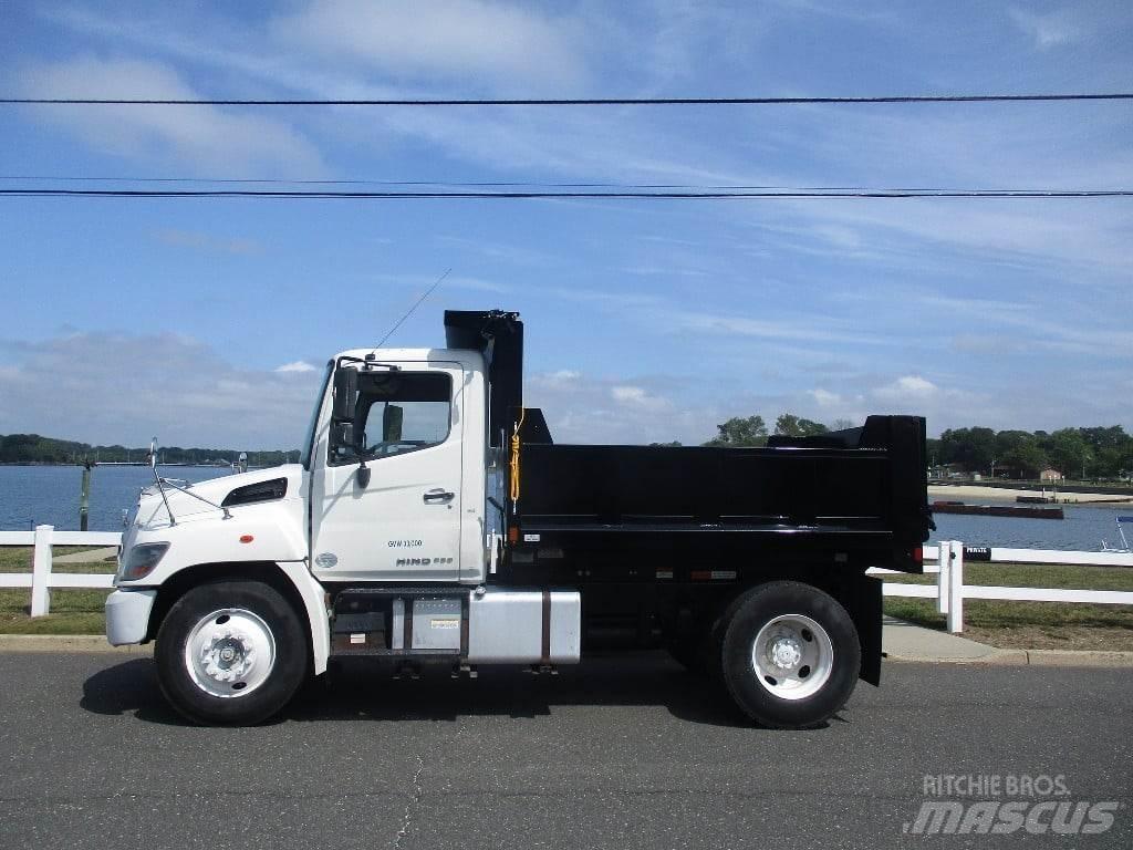 Hino 338 Самосвал