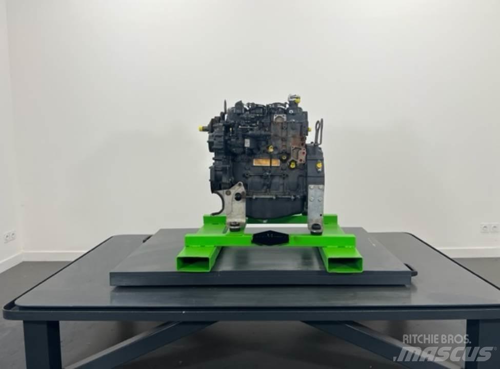 CASE 221E Двигатели