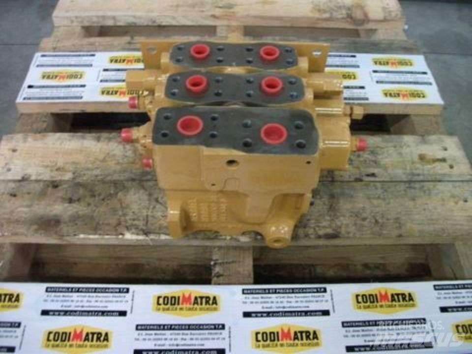 CASE 888P Хидравлични