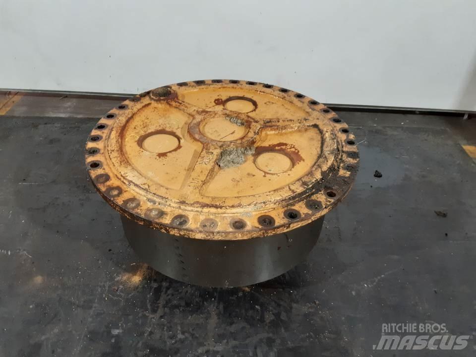 CASE 921C Предаване