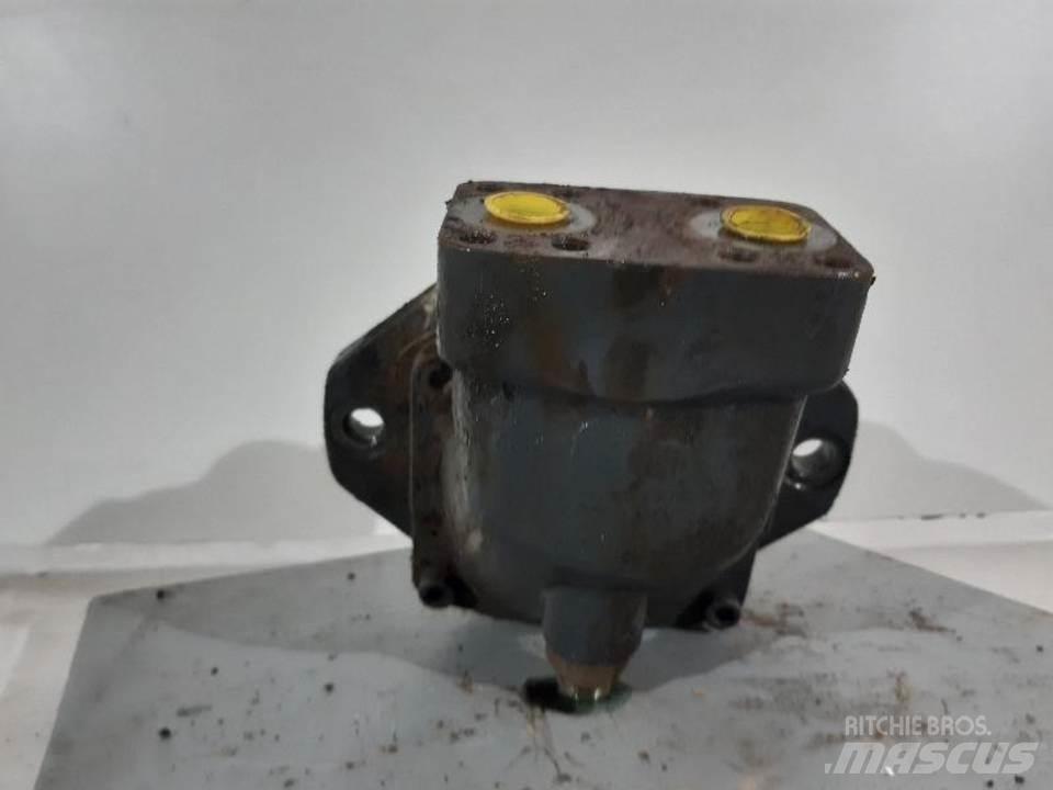 CASE 988 Хидравлични