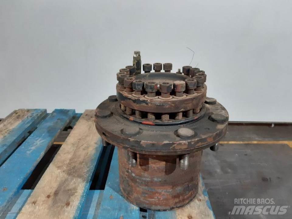 CAT 206 Предаване