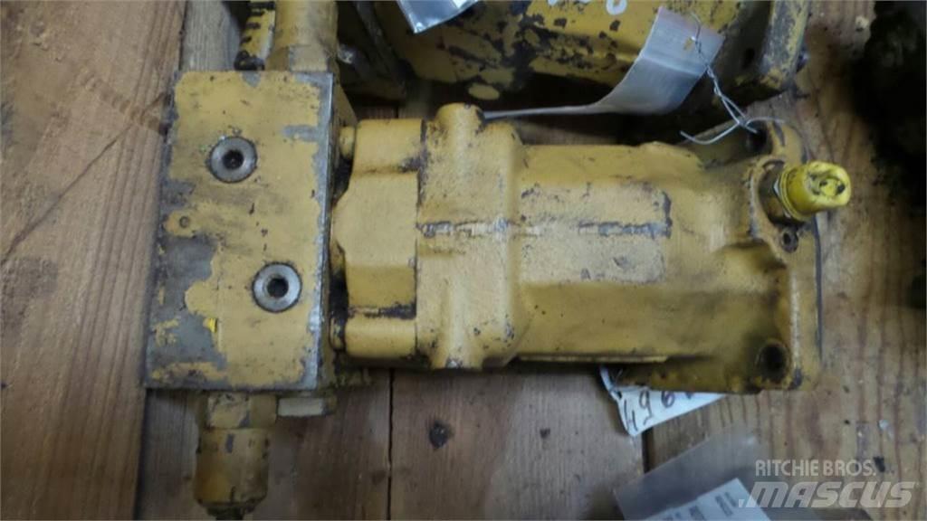 CAT 211B Хидравлични