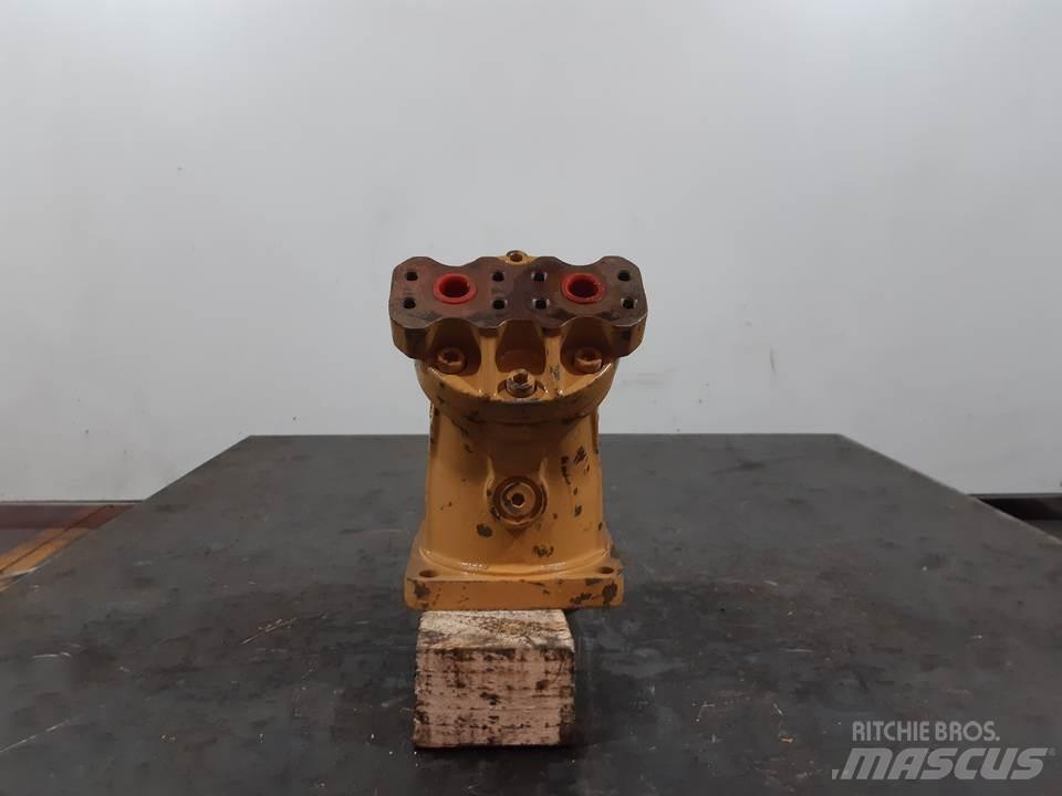 CAT 215 Хидравлични