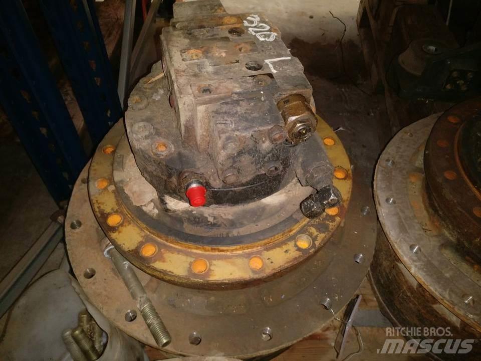 CAT 320 Предаване