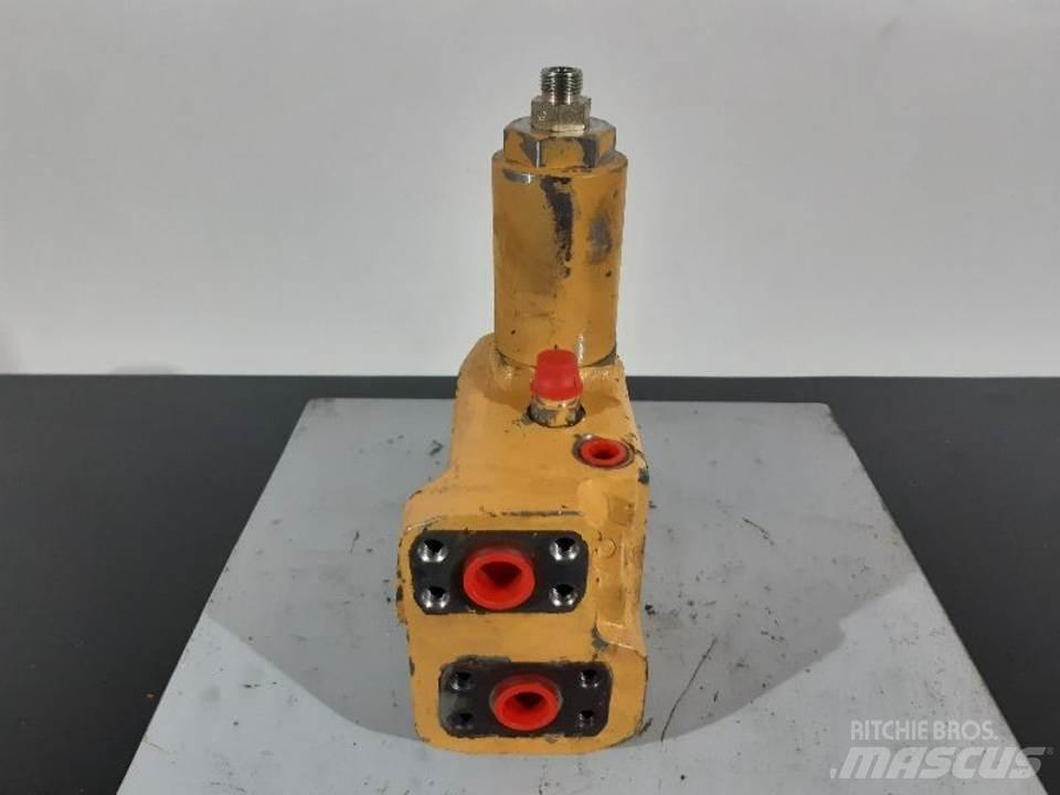 CAT 320B Хидравлични