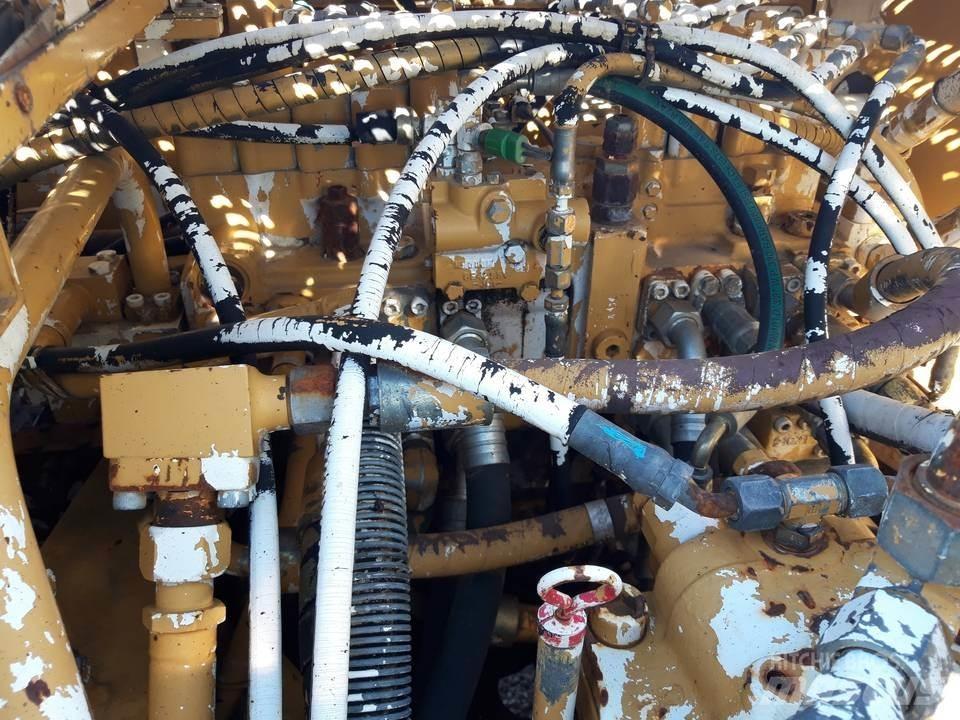 CAT 325LN Хидравлични