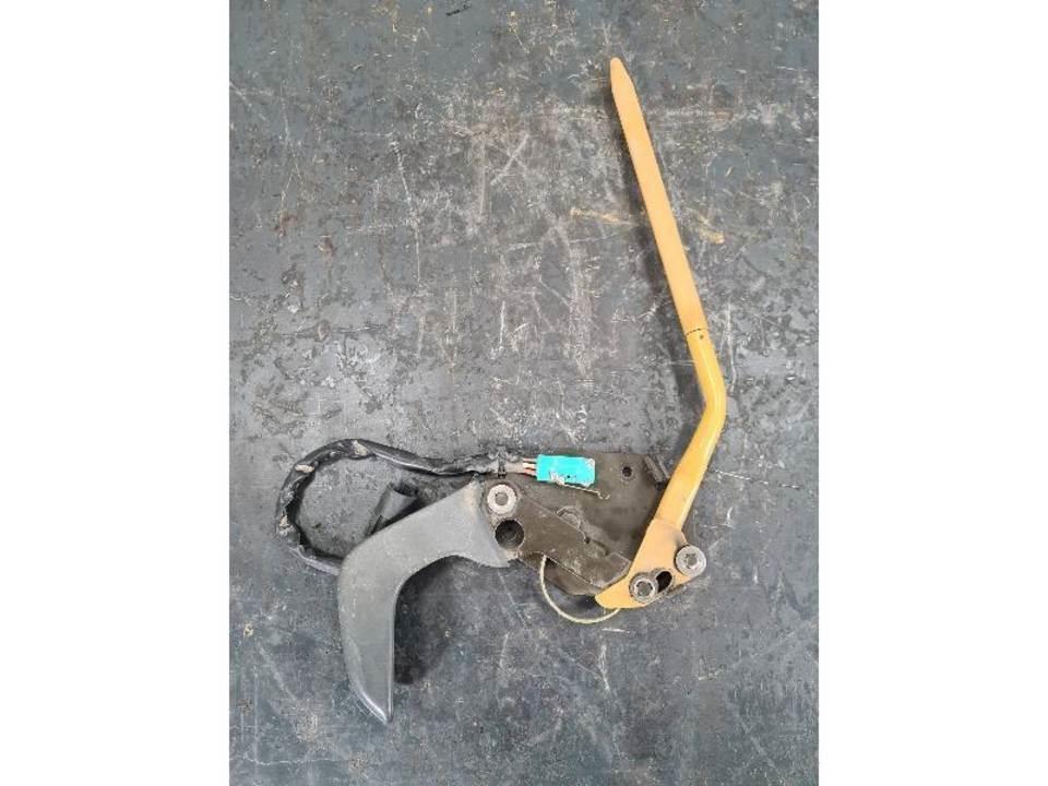 CAT 336DL Кабина