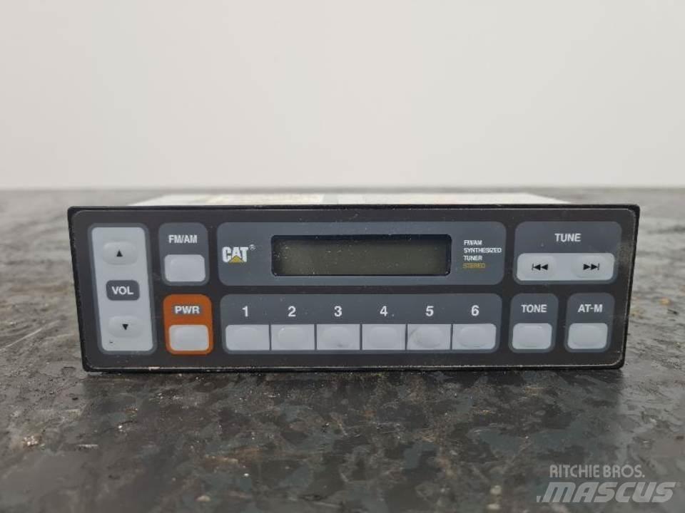 CAT 336DL Кабина