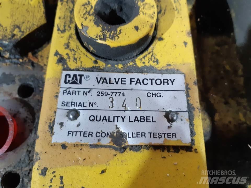 CAT 345C Хидравлични