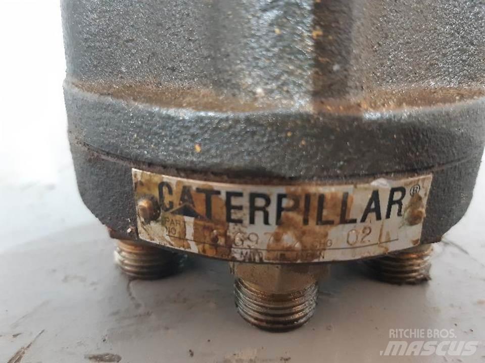 CAT 350 Кабина