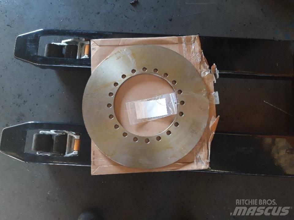 CAT 613 Релси, вериги и ходова част
