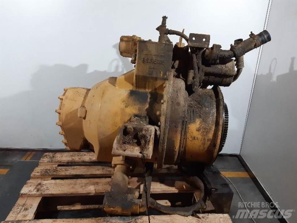 CAT 627 Предаване