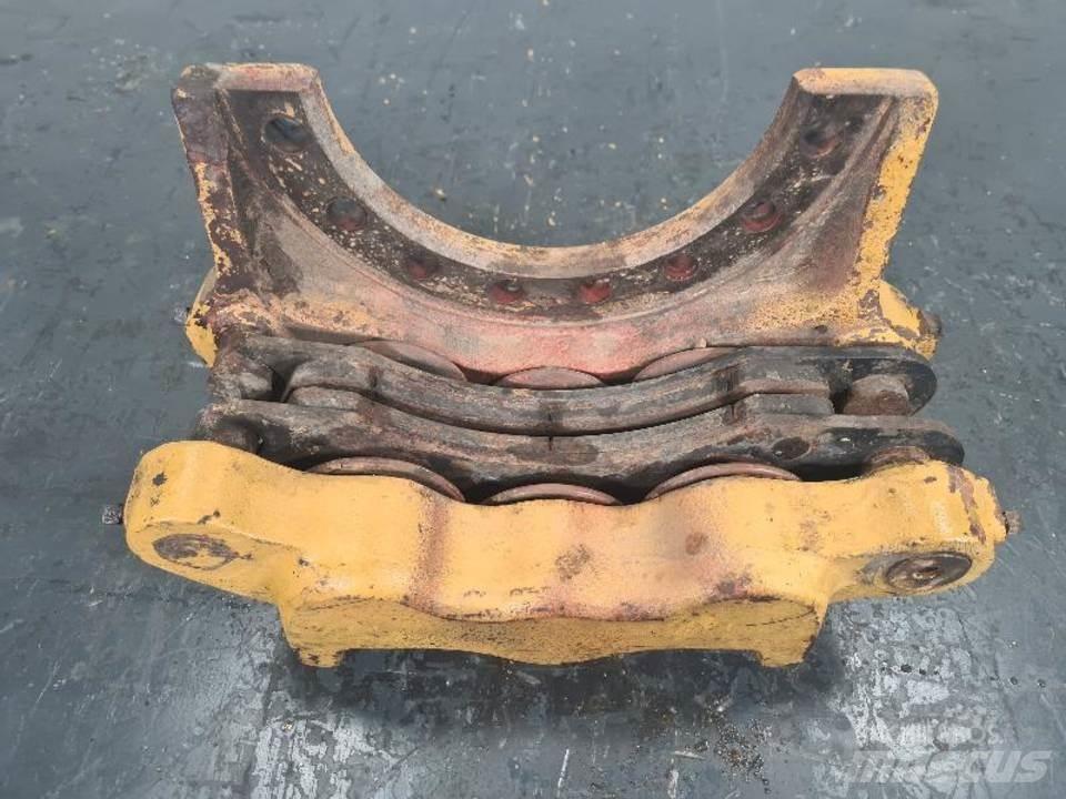CAT 730 Предаване