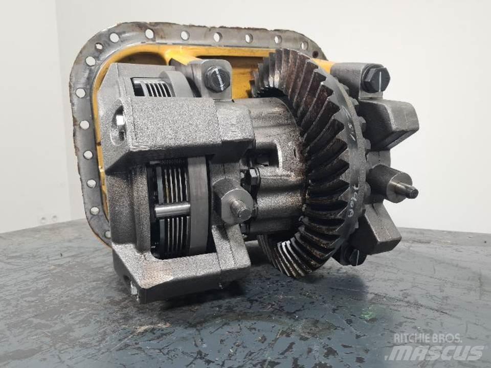 CAT 735 Предаване