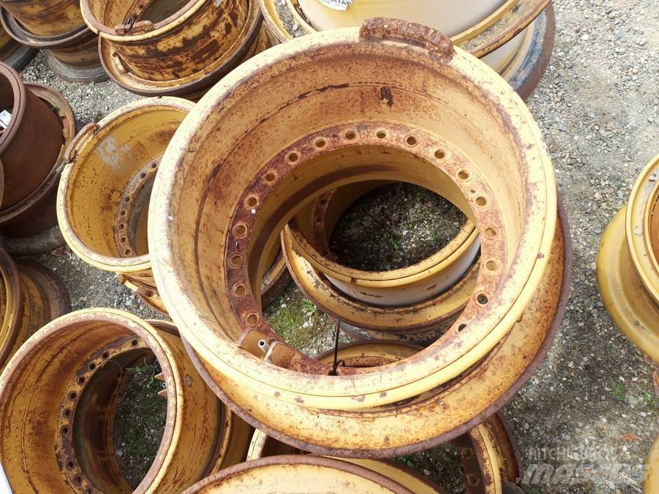CAT 735 Релси, вериги и ходова част
