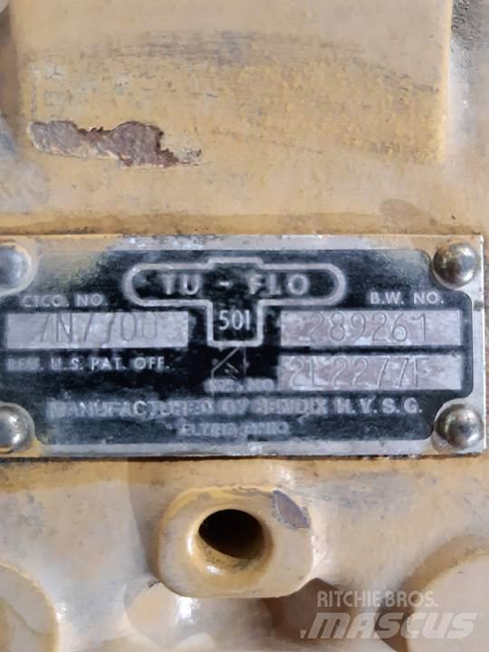 CAT 769C Двигатели