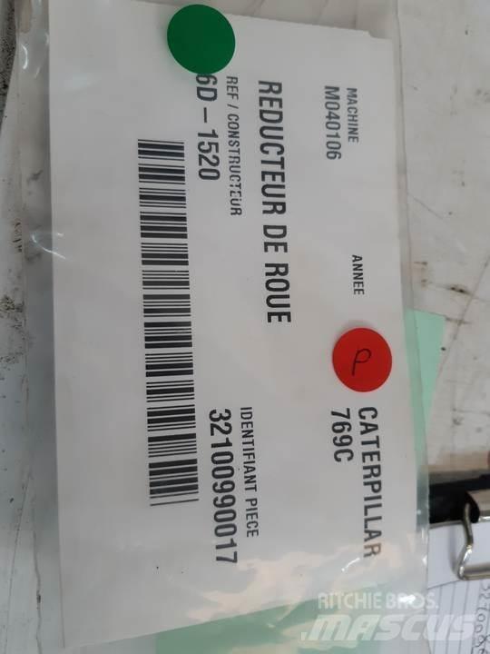 CAT 769C Предаване