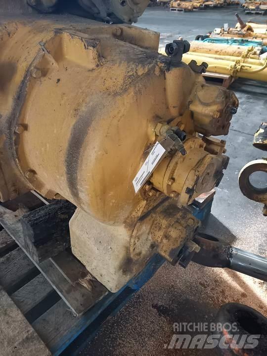 CAT 769C Предаване