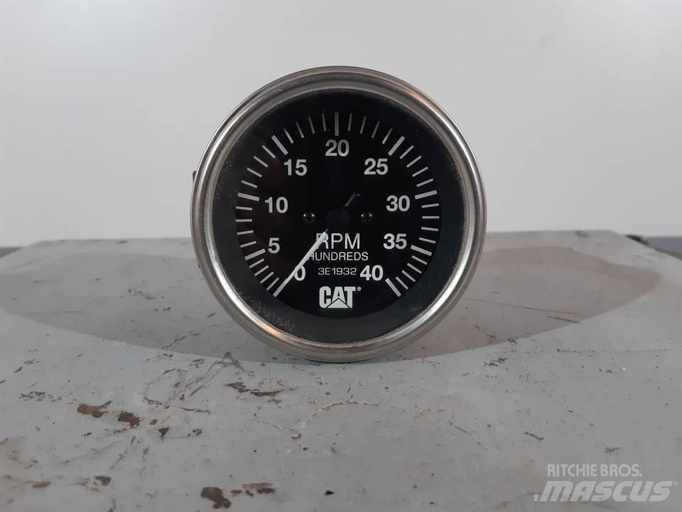 CAT 769C Кабина