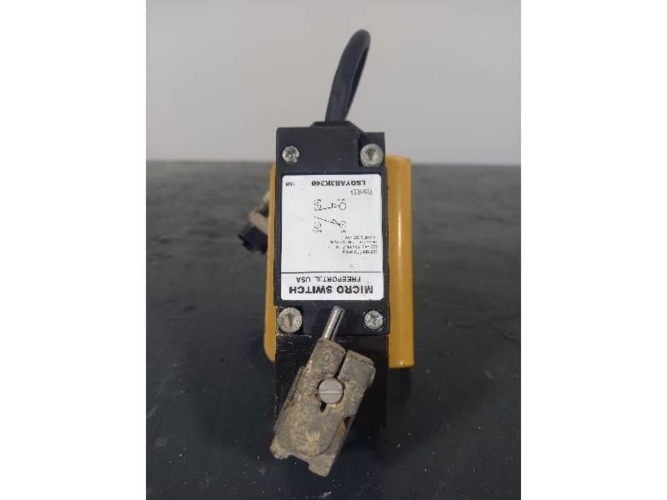 CAT 770 Кабина