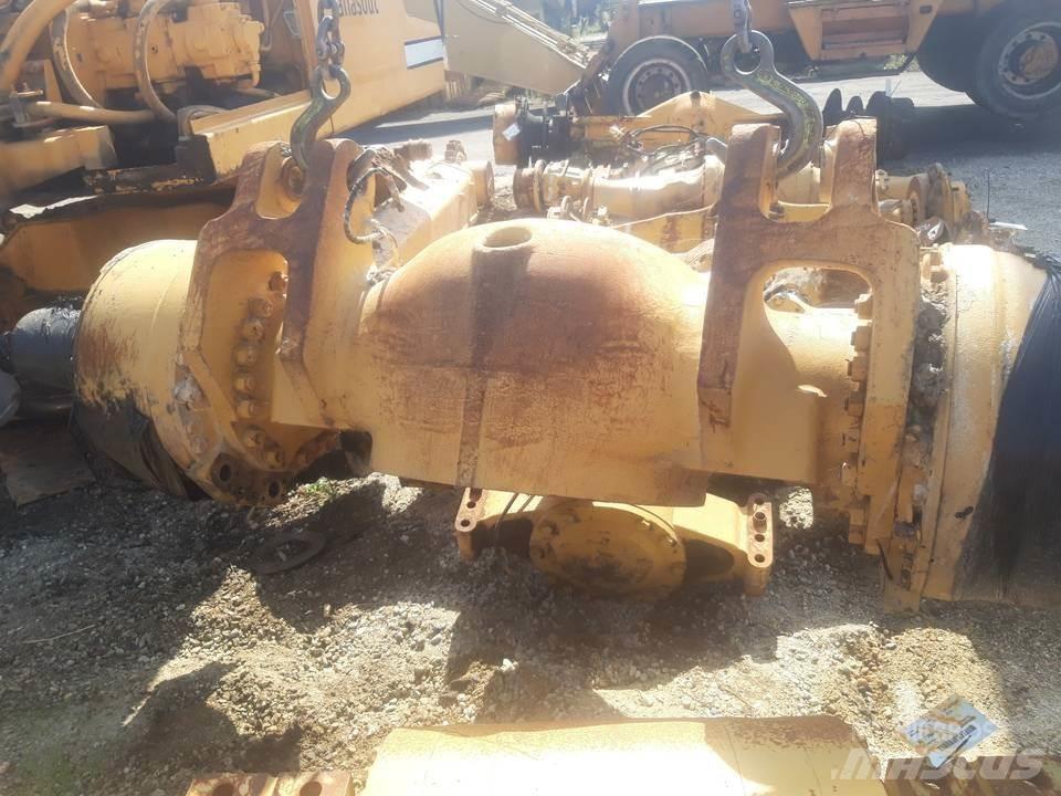 CAT 771D Предаване