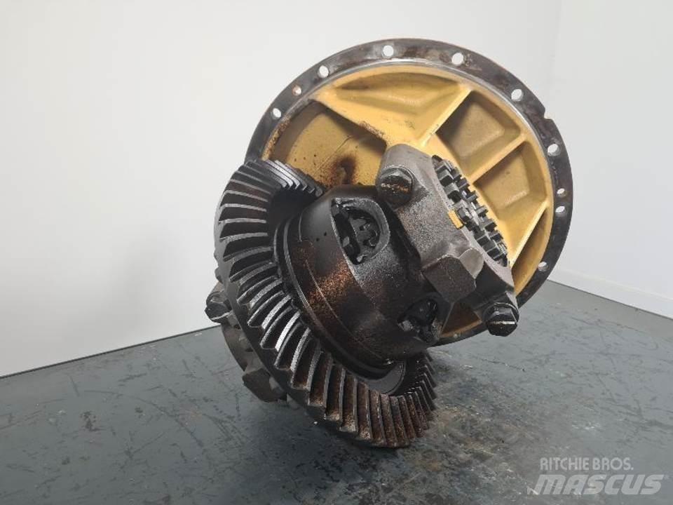 CAT 771D Предаване