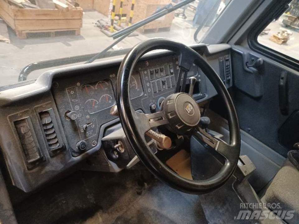 CAT 771D Кабина