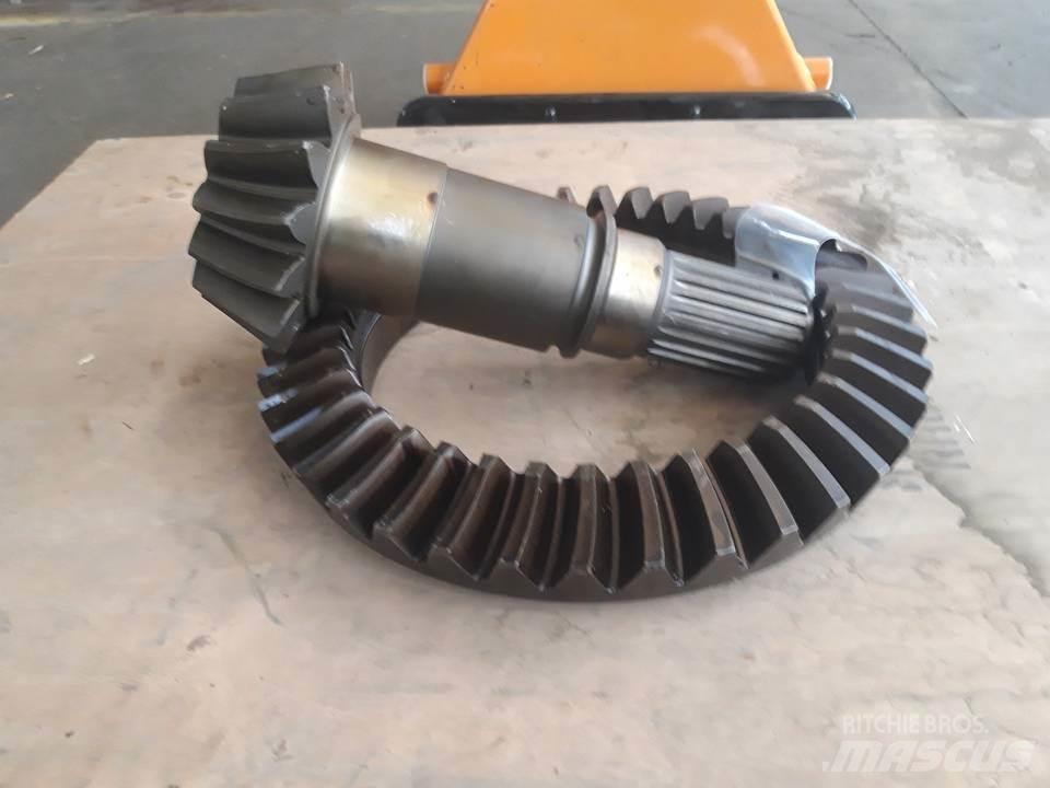 CAT 824B Предаване