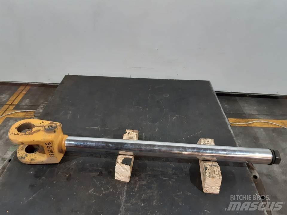 CAT 926 Хидравлични
