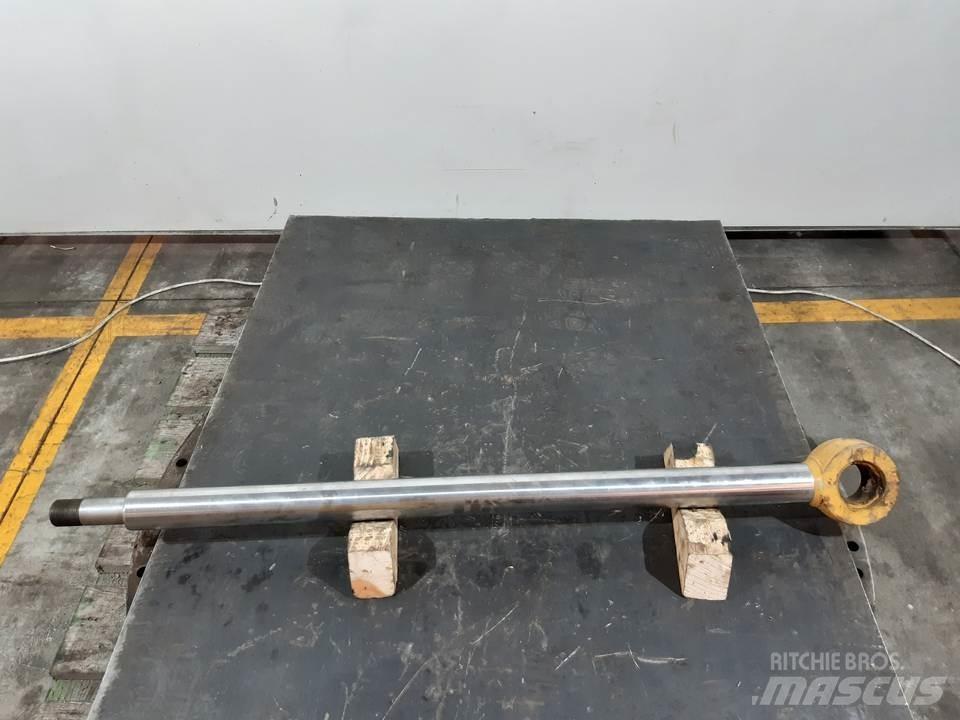 CAT 930 Хидравлични