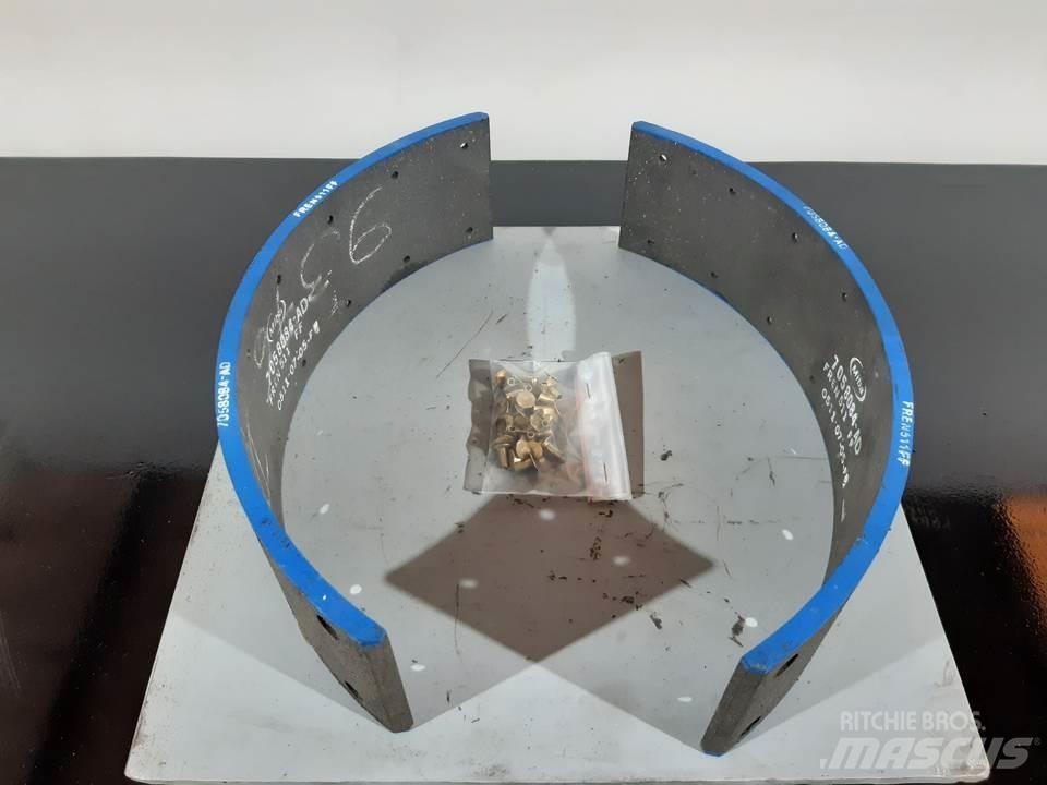 CAT 950 Релси, вериги и ходова част
