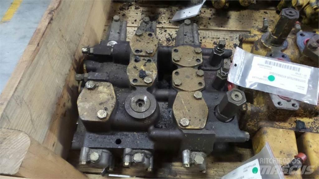 CAT 950B Хидравлични