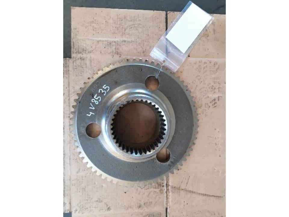CAT 950B Предаване