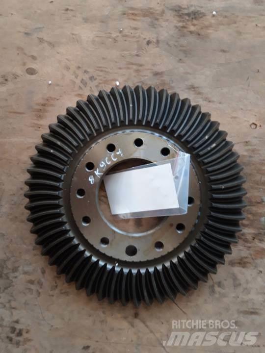 CAT 951B Предаване