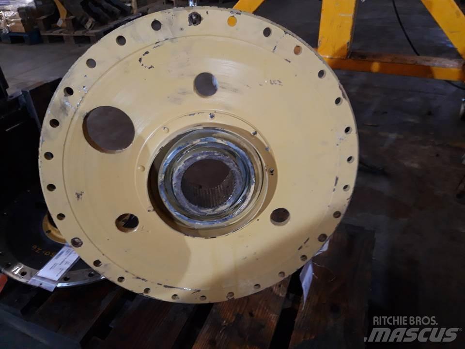 CAT 955K Предаване