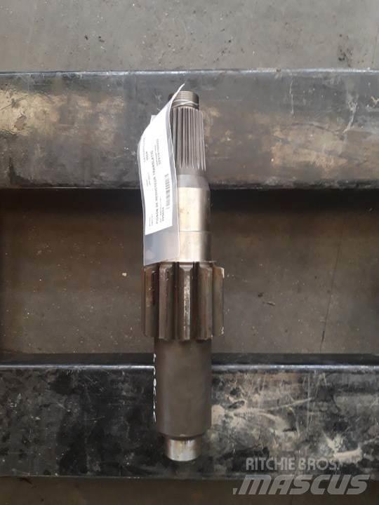 CAT 955K Предаване
