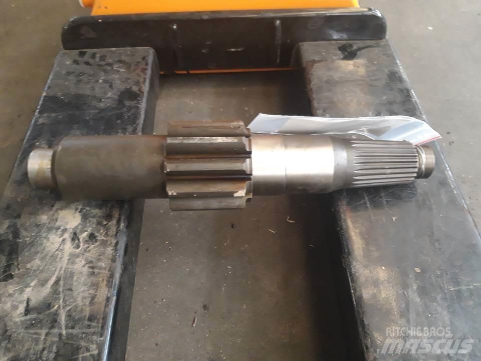 CAT 955K Предаване