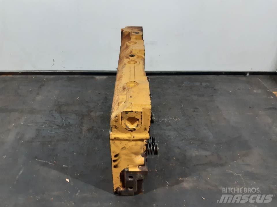 CAT 963 Двигатели